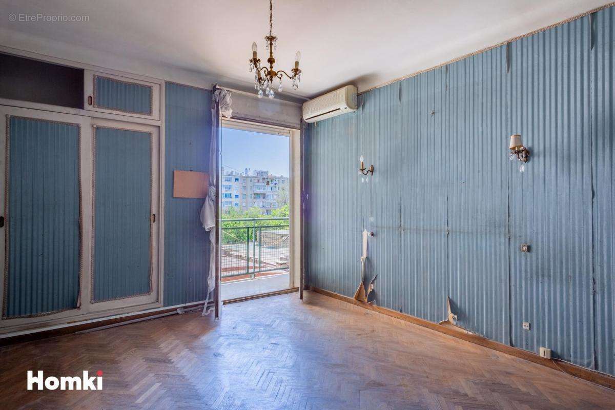 Appartement à MARSEILLE-8E