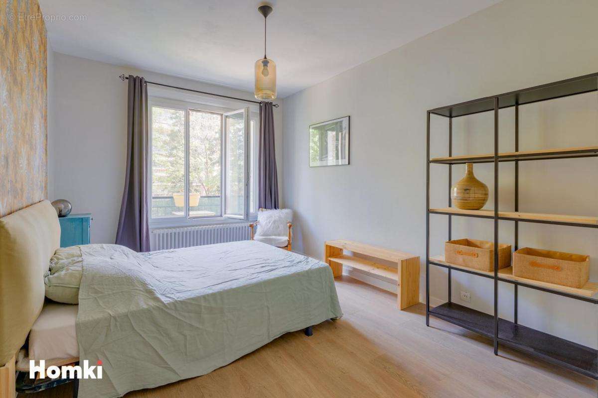 Appartement à LYON-5E