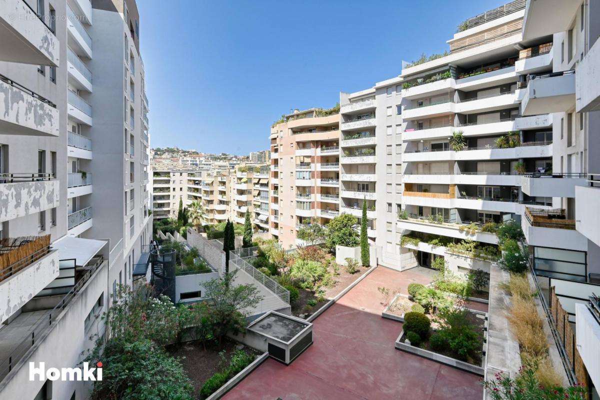 Appartement à MARSEILLE-8E