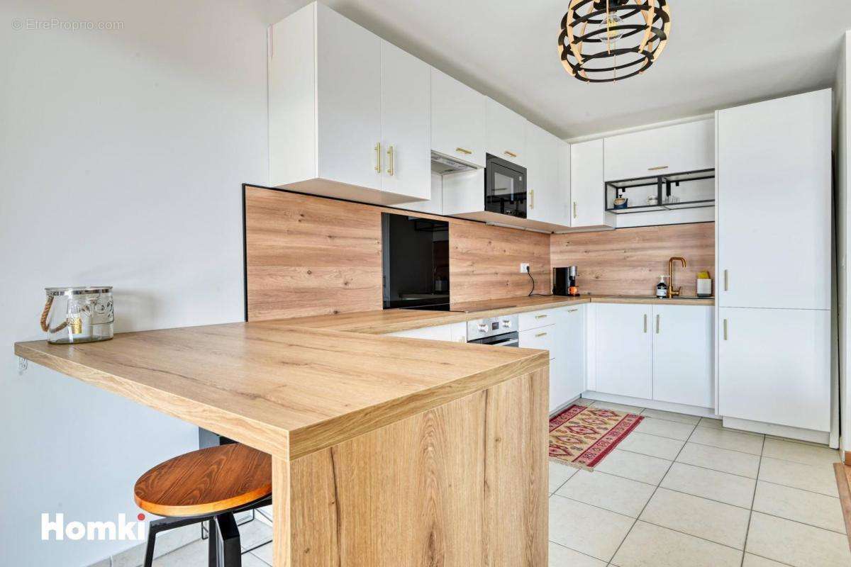 Appartement à MARSEILLE-8E