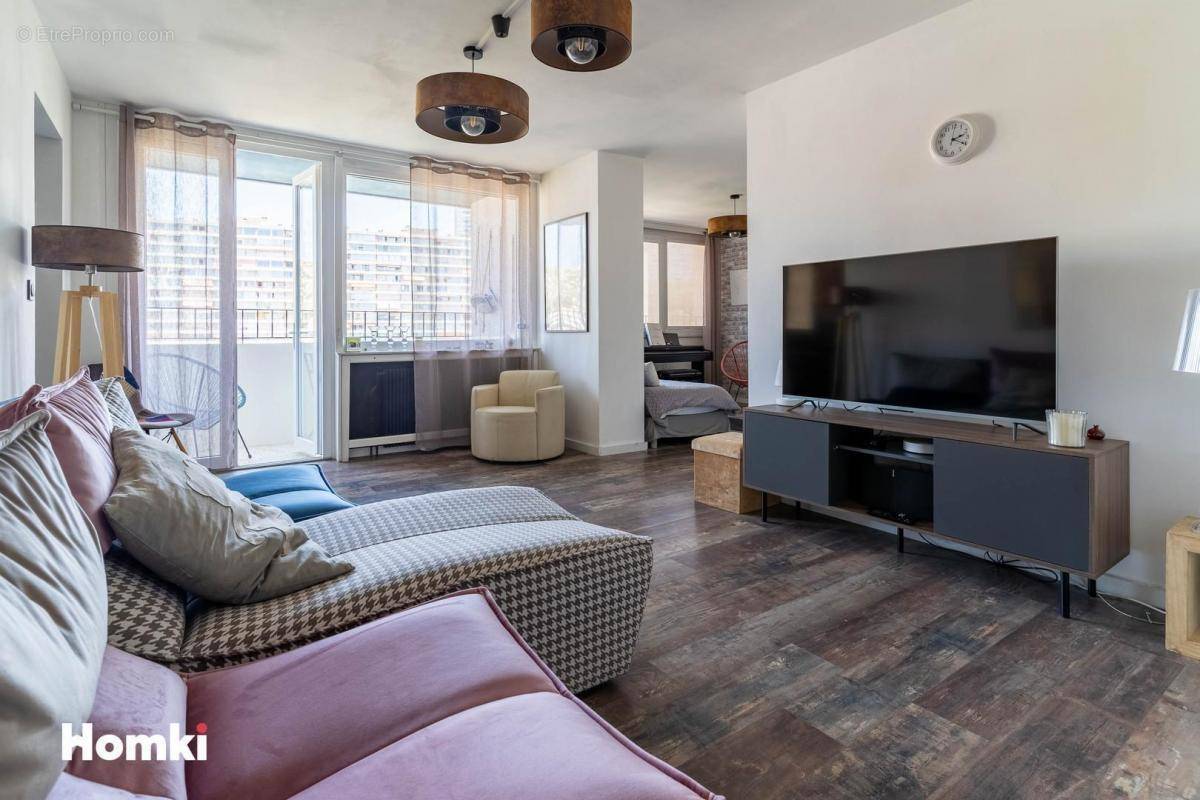 Appartement à MARSEILLE-9E