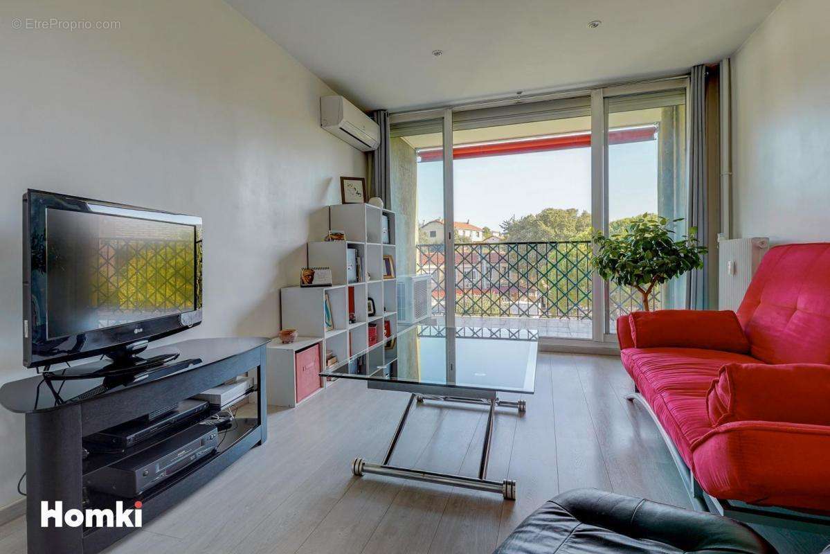 Appartement à MARSEILLE-11E