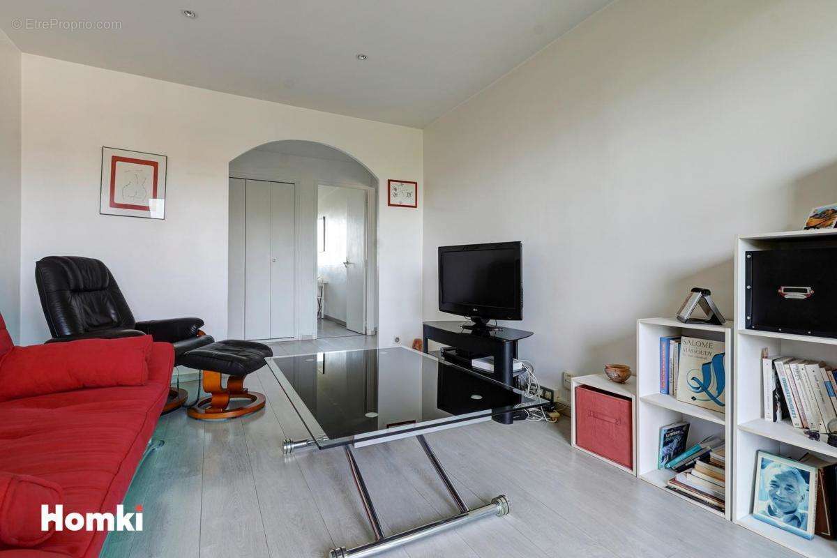 Appartement à MARSEILLE-11E