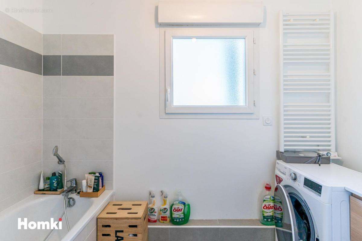 Appartement à MARSEILLE-13E