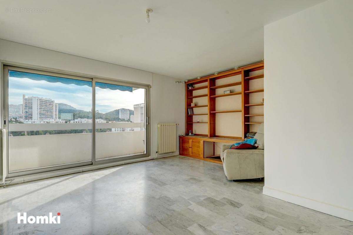 Appartement à MARSEILLE-9E