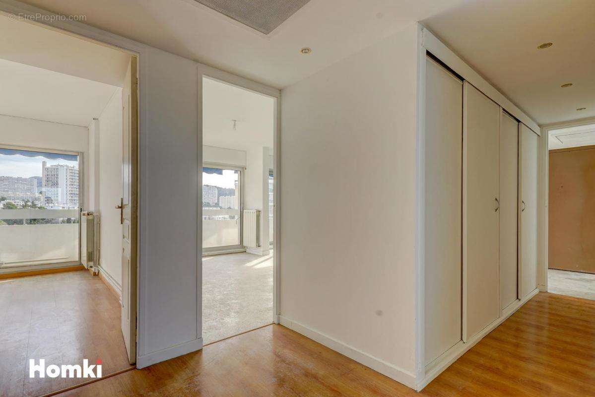 Appartement à MARSEILLE-9E