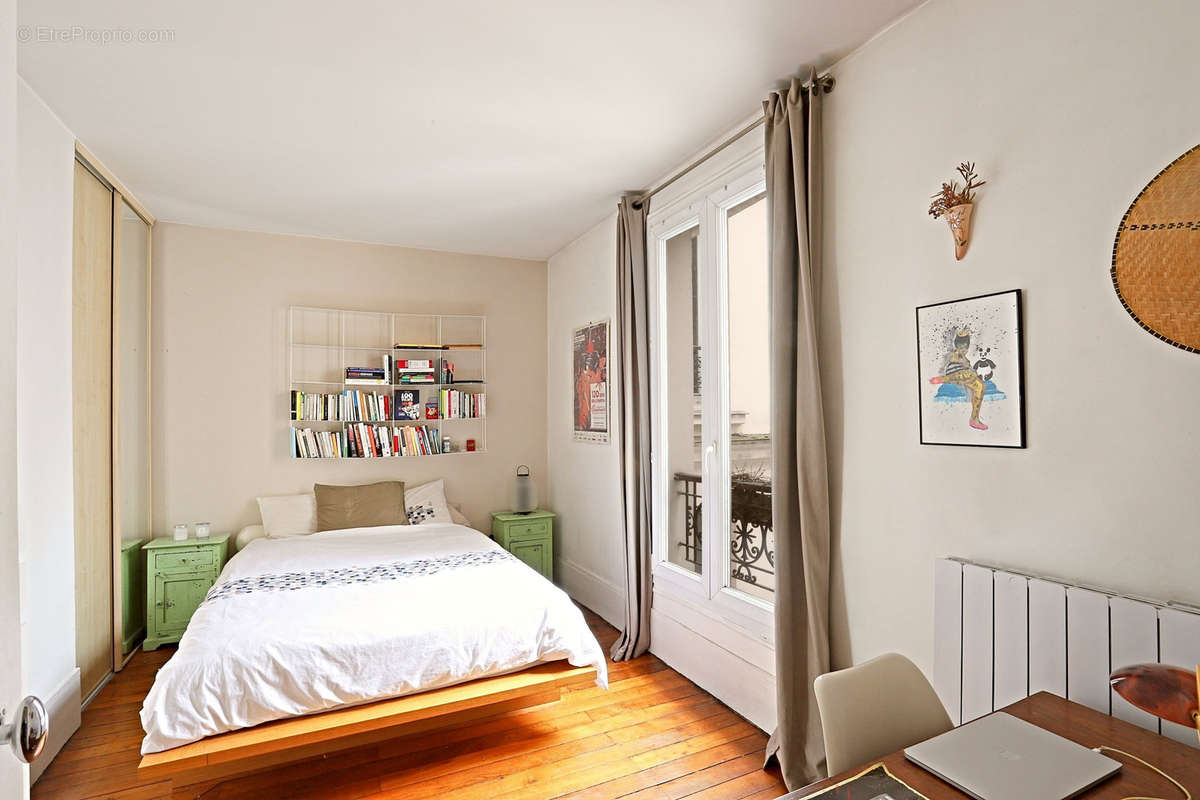 Appartement à PARIS-18E