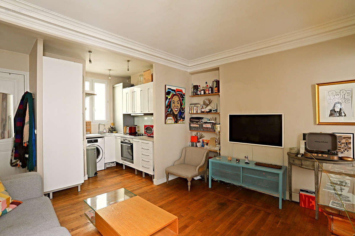 Appartement à PARIS-18E