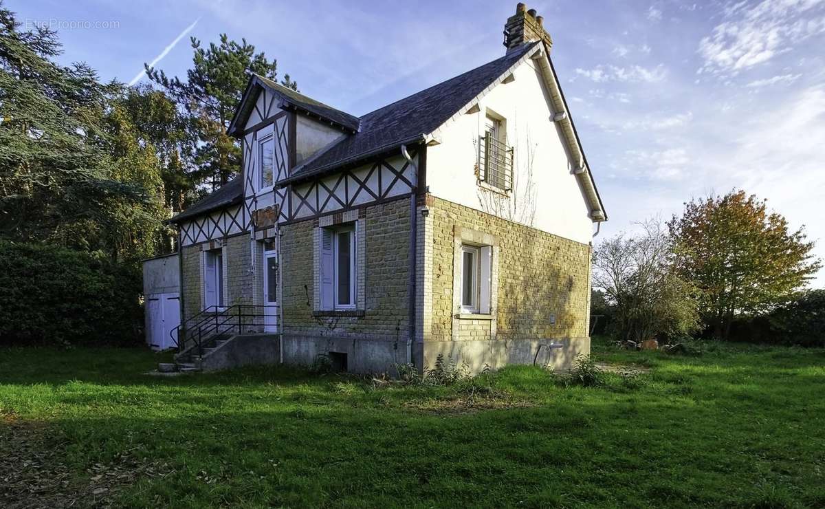 Maison à BERNIERES-SUR-MER