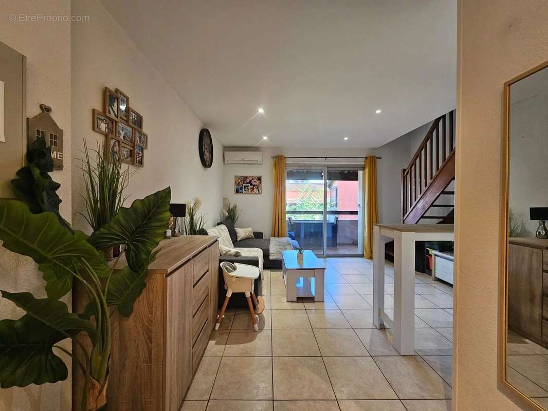 Appartement à FREJUS