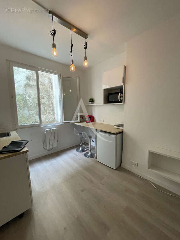 Appartement à PARIS-10E