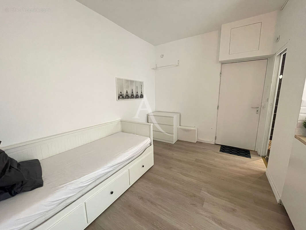 Appartement à PARIS-10E