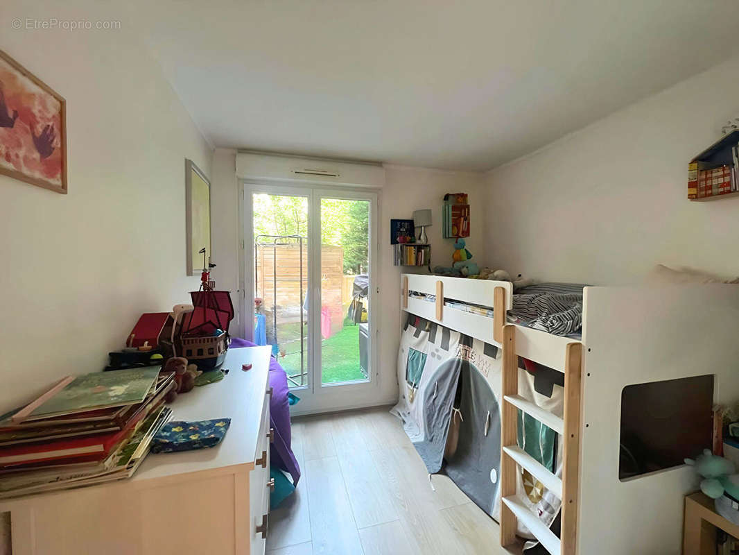 Appartement à SURESNES