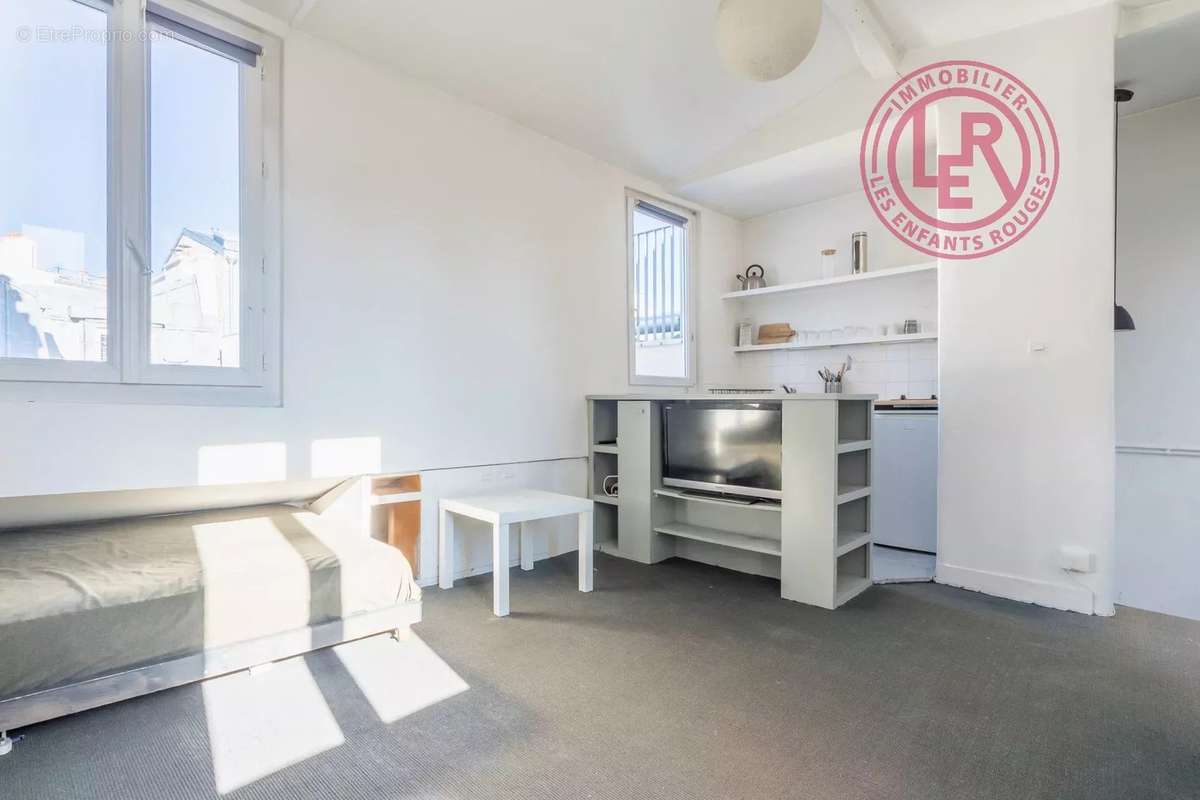 Appartement à PARIS-3E