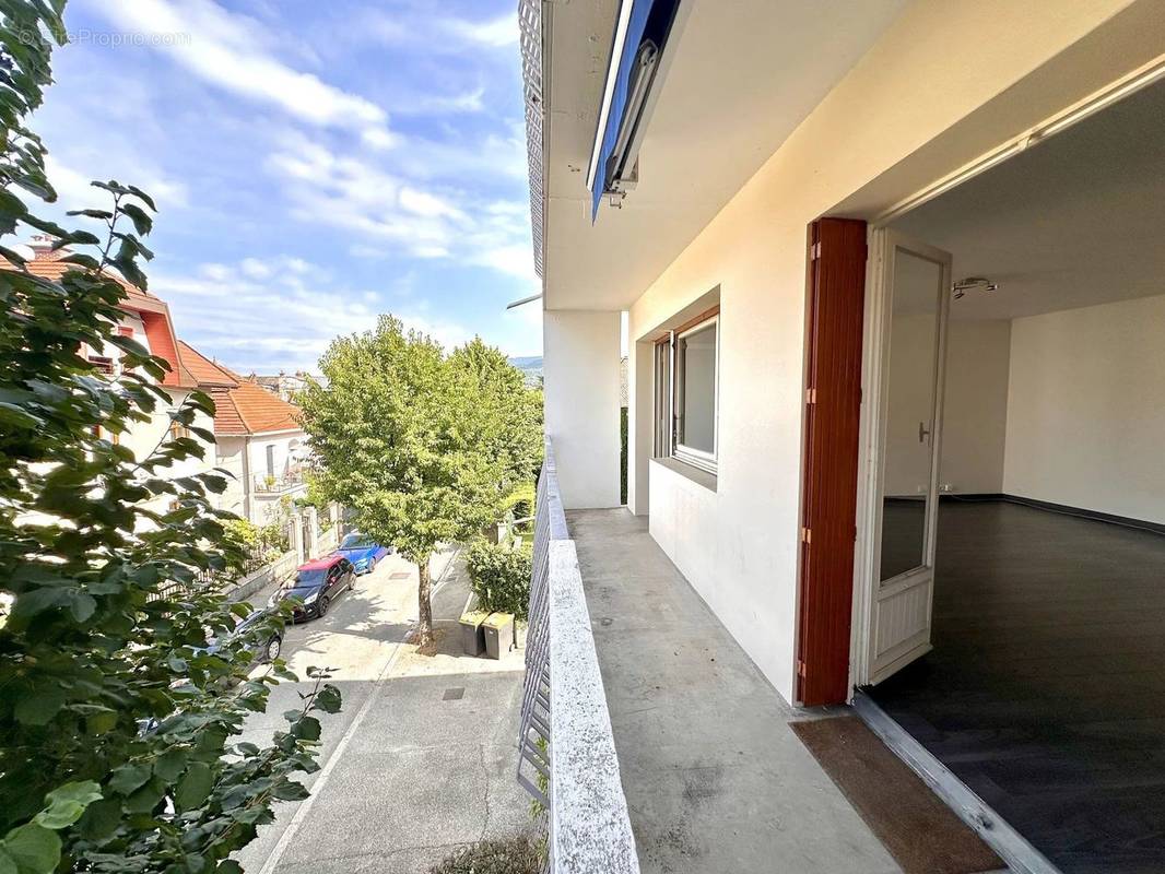 Appartement à AIX-LES-BAINS