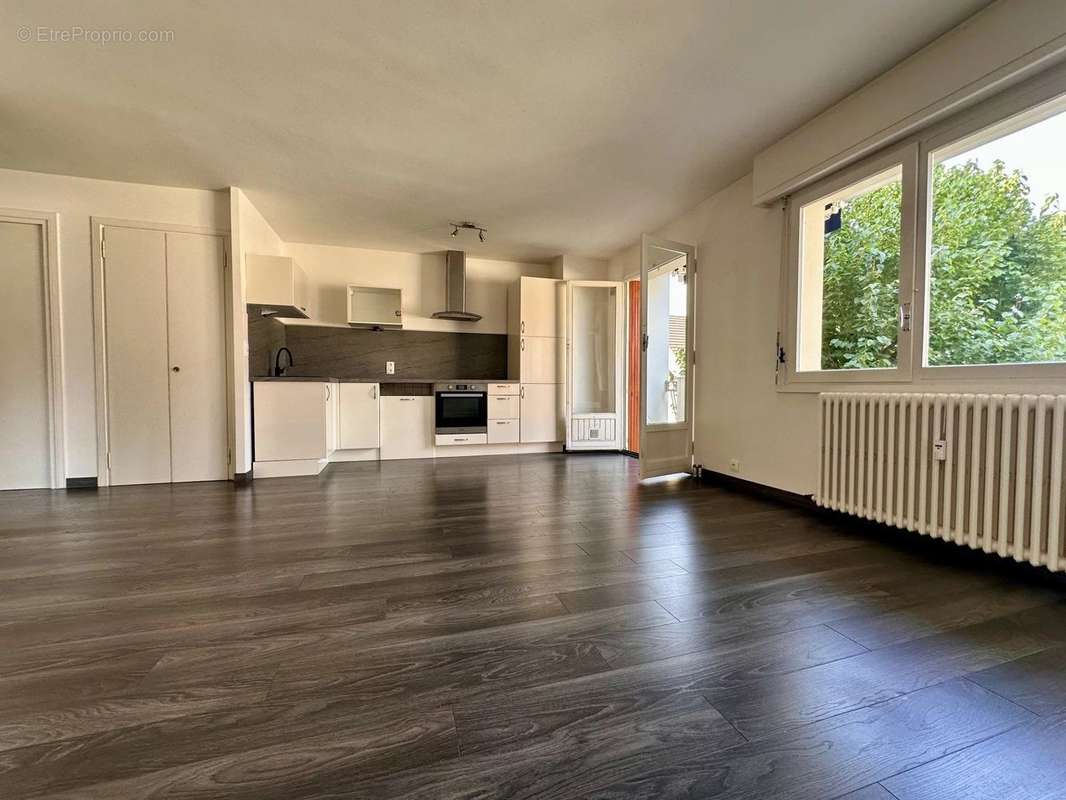 Appartement à AIX-LES-BAINS