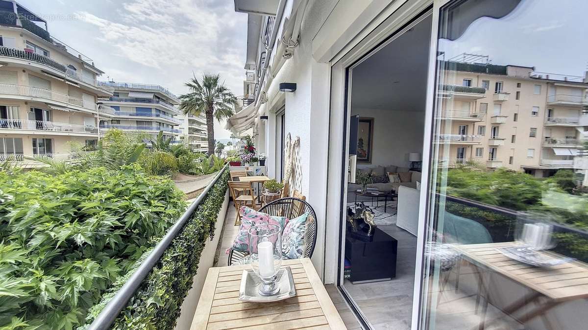 Appartement à CANNES