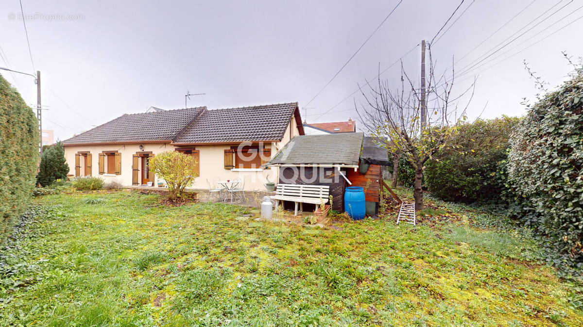 Maison à BREUILLET