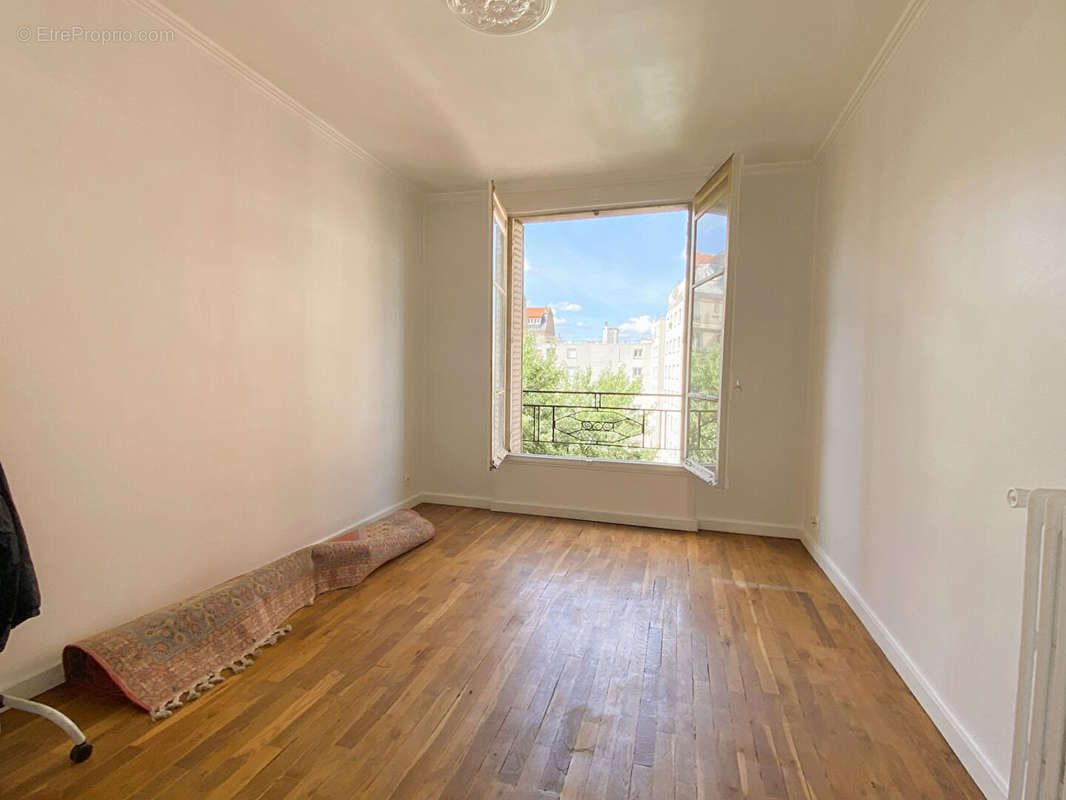 Appartement à PARIS-20E