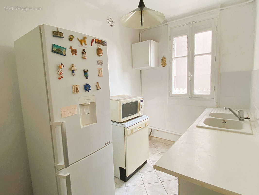 Appartement à PARIS-20E