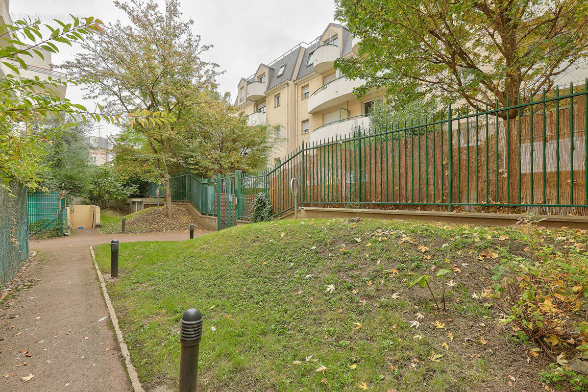 Appartement à COLOMBES