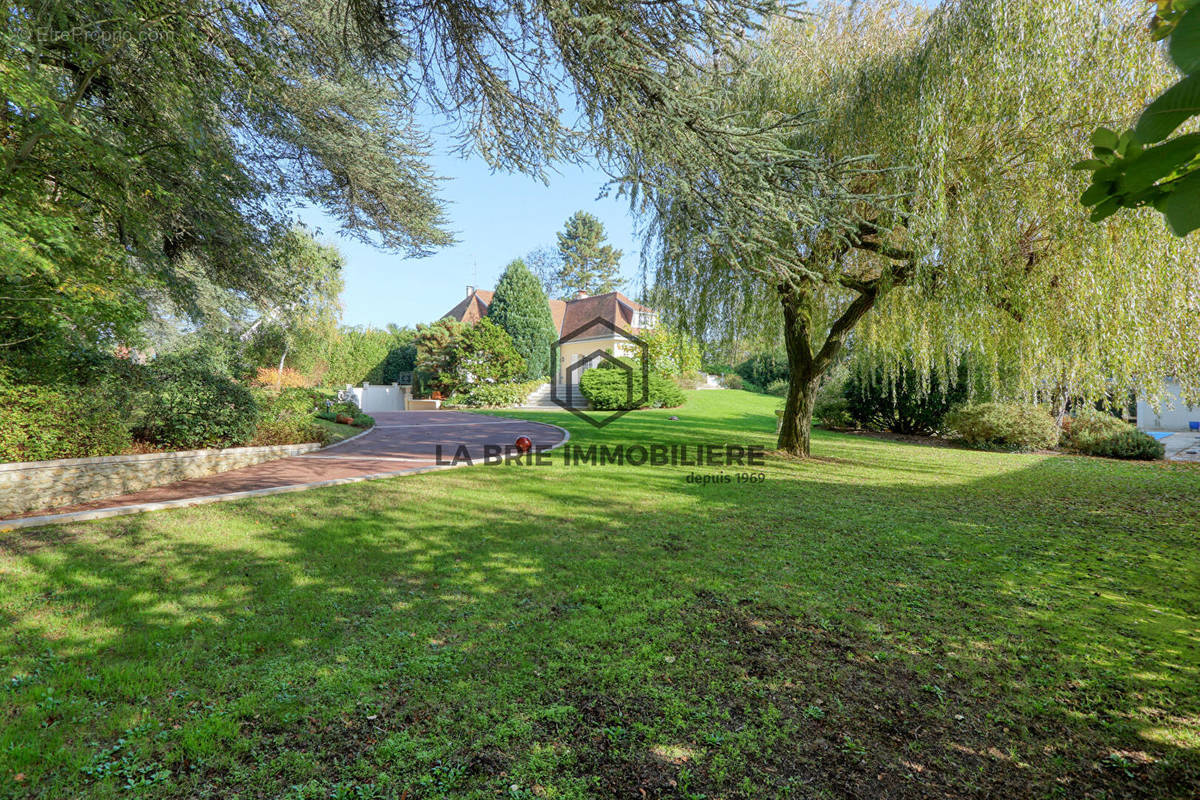 Maison à SANTENY