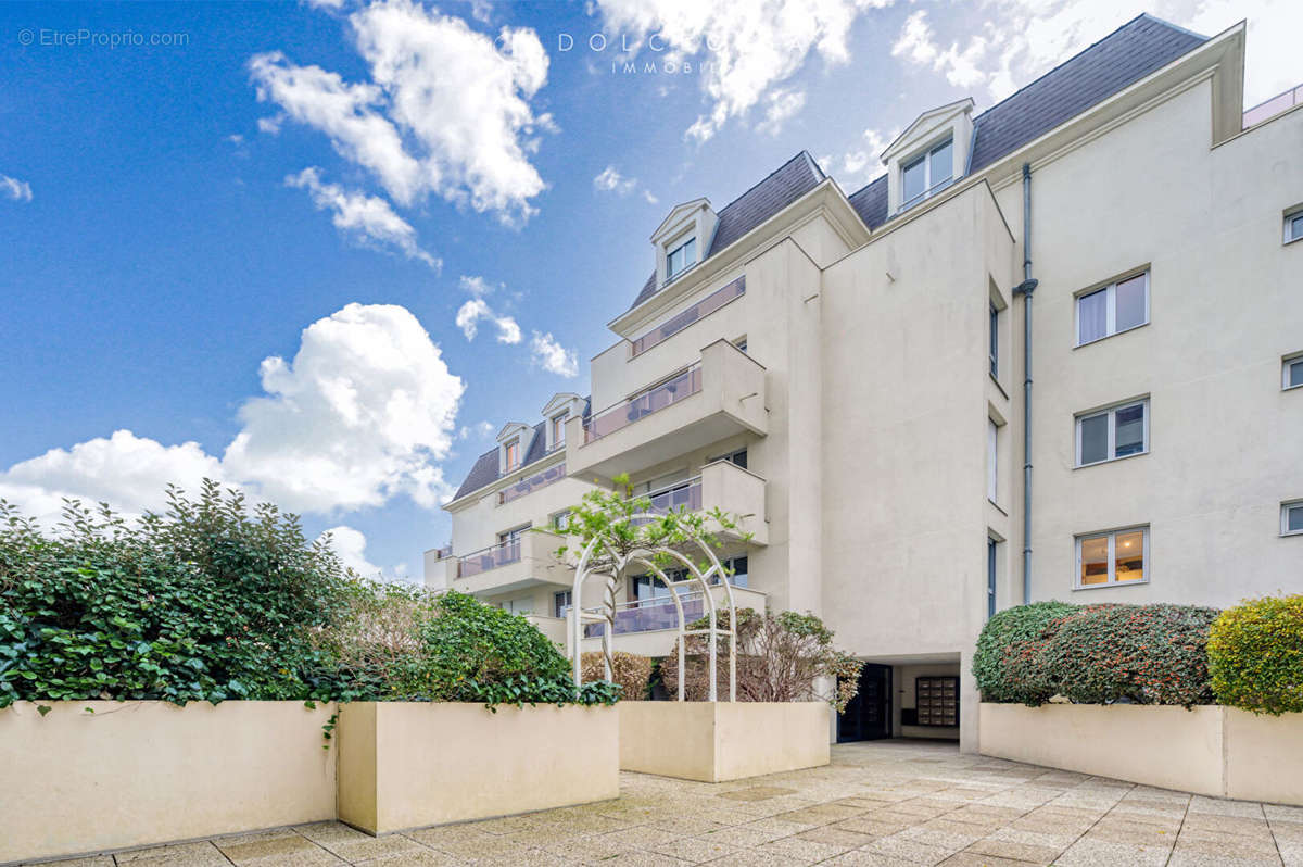 Appartement à NOGENT-SUR-MARNE