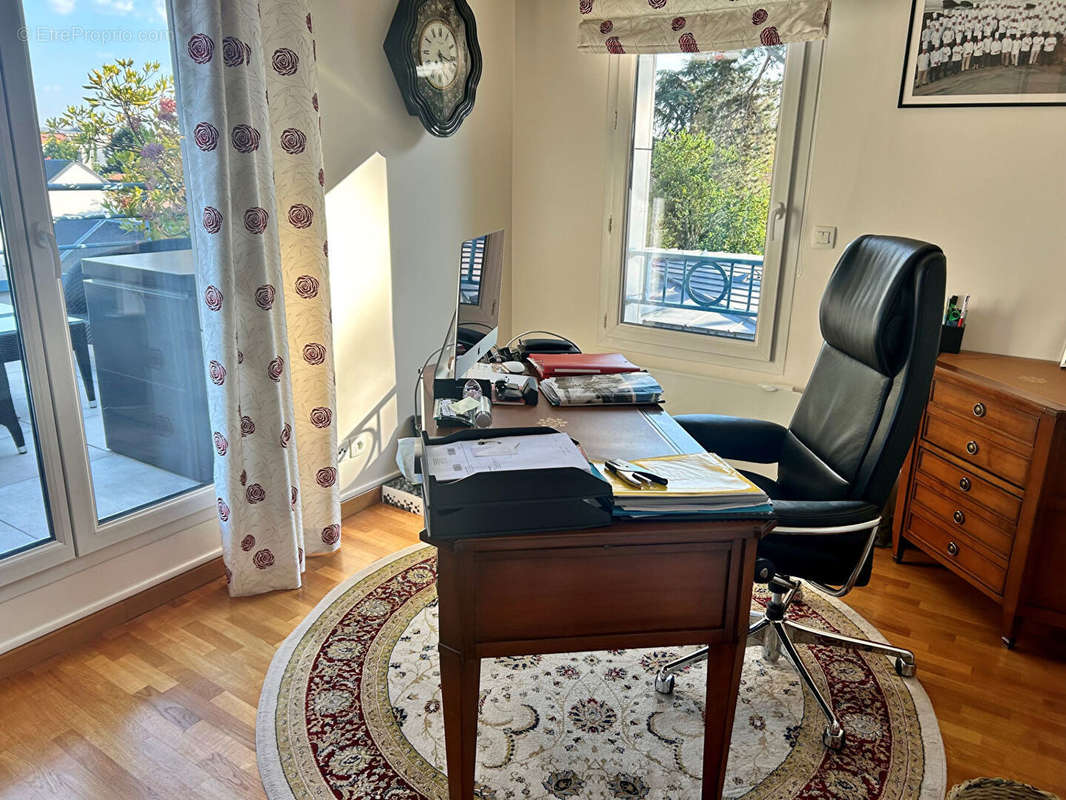 Appartement à MAISONS-LAFFITTE