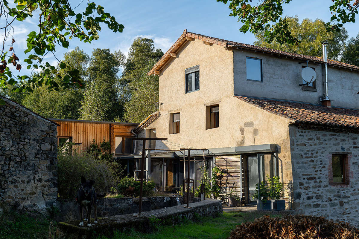 Maison à MANGLIEU