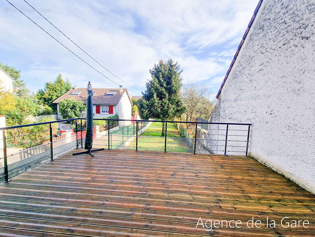 Maison à HOUILLES