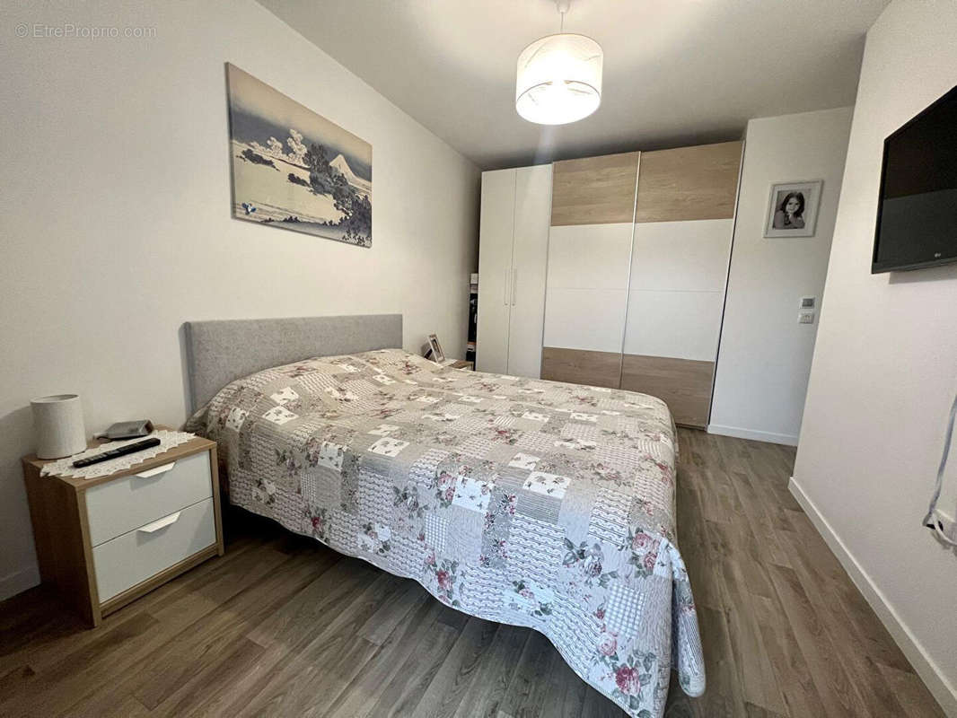 Appartement à SARTROUVILLE