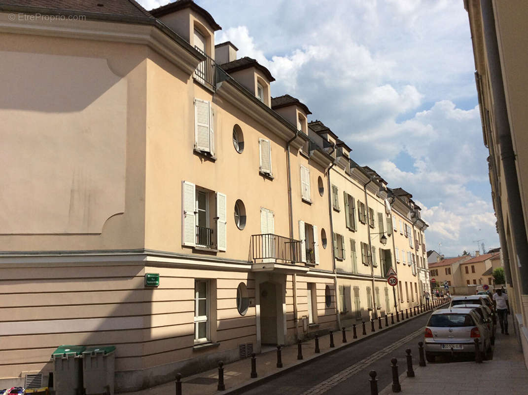 Appartement à BRIE-COMTE-ROBERT