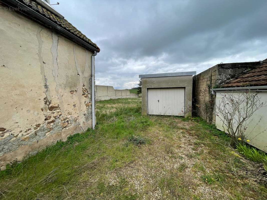 Photo 9 - Maison à THORIGNY-SUR-OREUSE