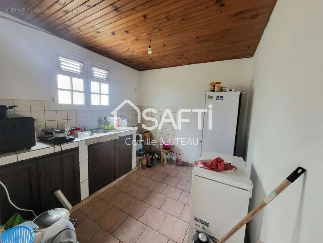 Photo 3 - Appartement à RIVIERE-SALEE