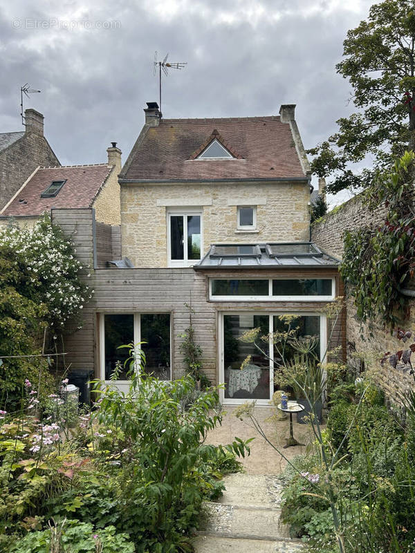 Maison à DOUVRES-LA-DELIVRANDE