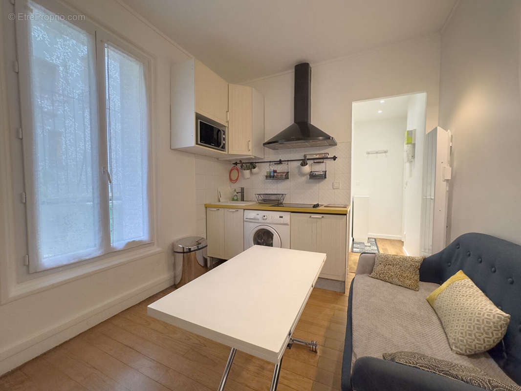 Appartement à PARIS-18E