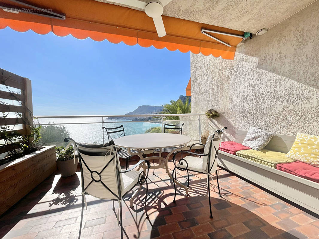 Appartement à ROQUEBRUNE-CAP-MARTIN