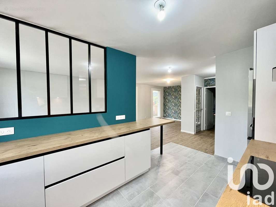 Photo 2 - Appartement à VILLEBON-SUR-YVETTE