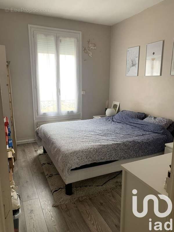 Photo 4 - Appartement à COURBEVOIE