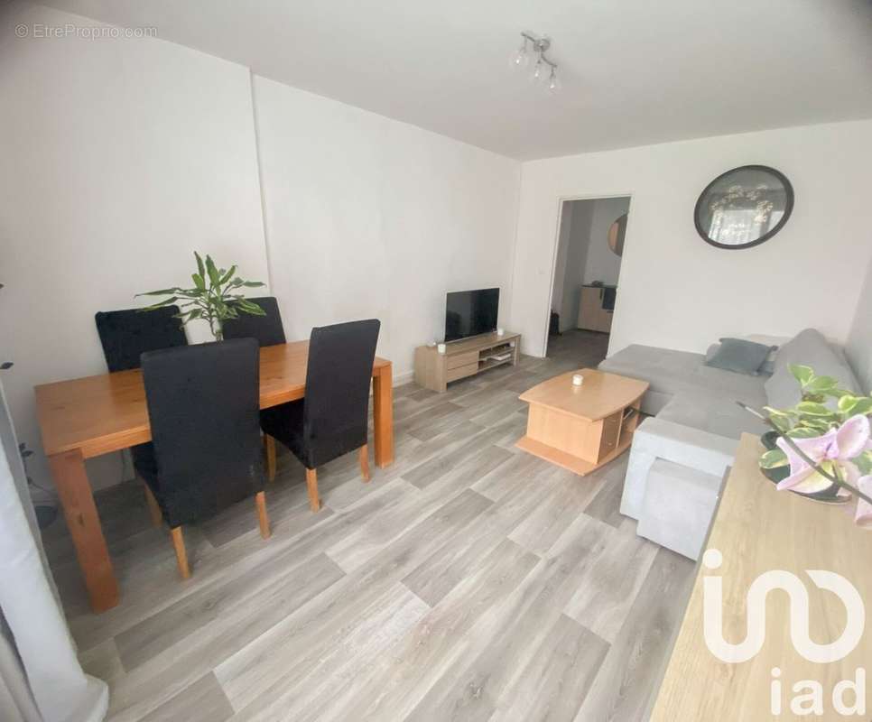 Photo 3 - Appartement à ROMENY-SUR-MARNE