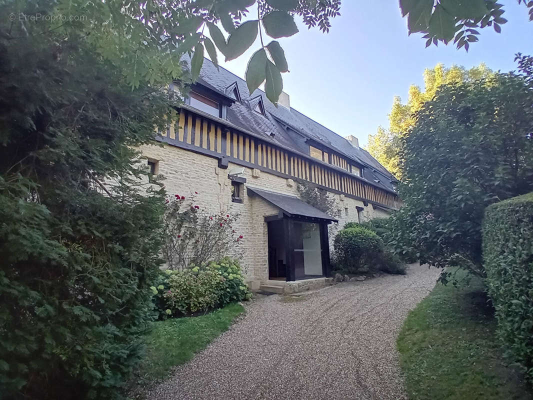 Appartement à TOURGEVILLE