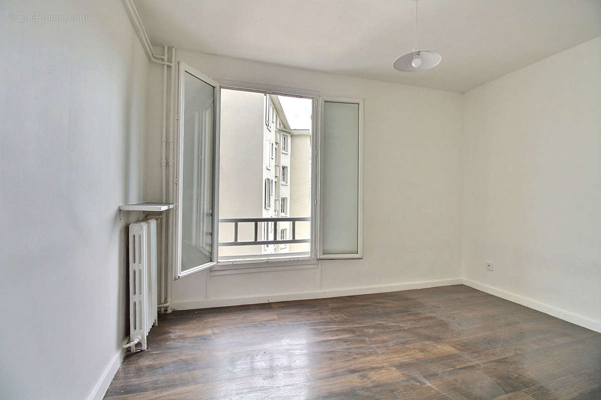 Appartement à COLOMBES