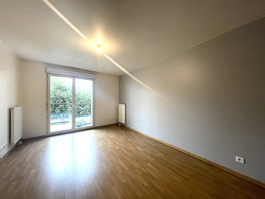 Appartement à COLOMBES