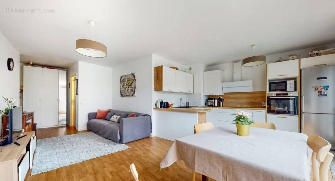 Appartement à COLOMBES