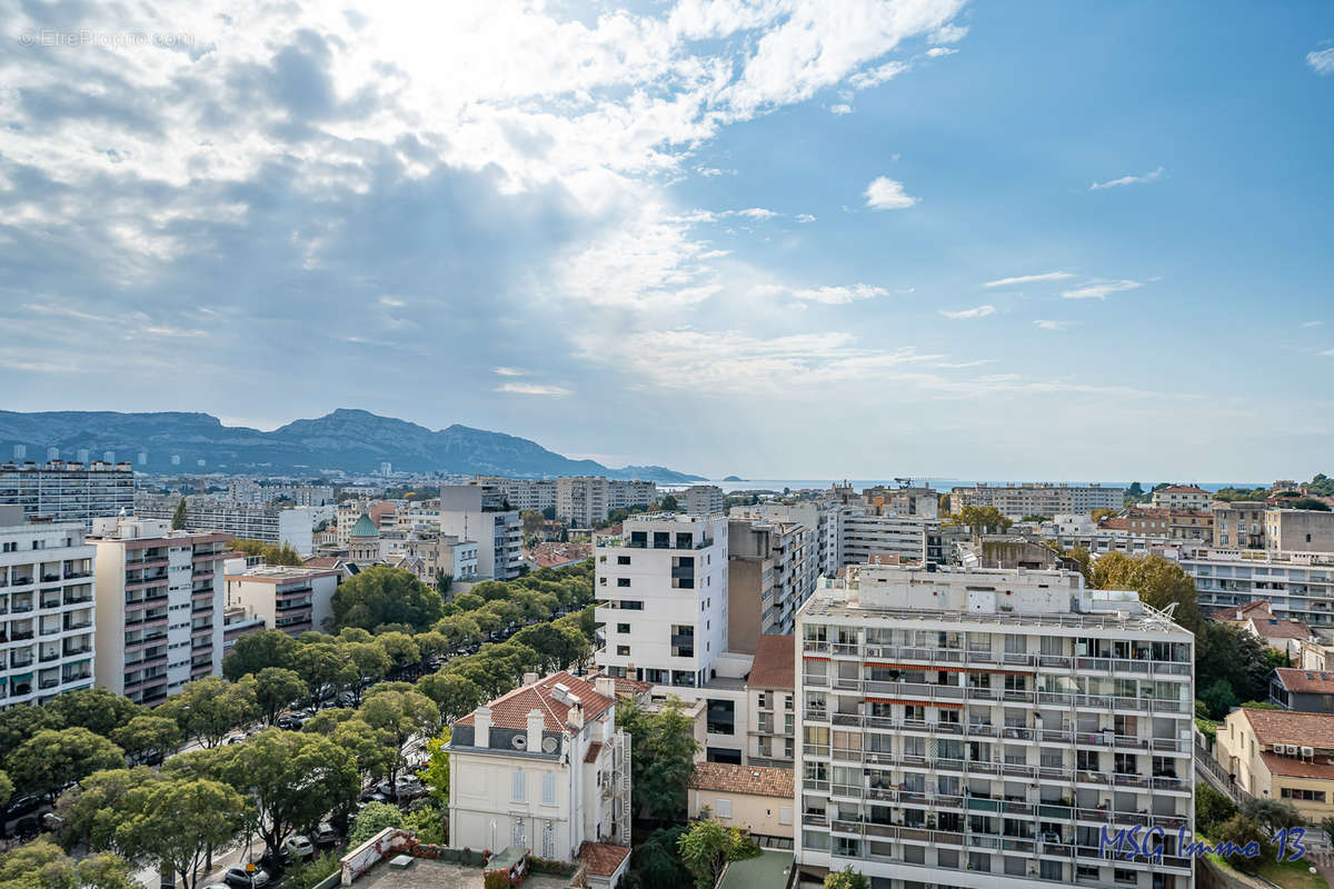 Appartement à MARSEILLE-8E