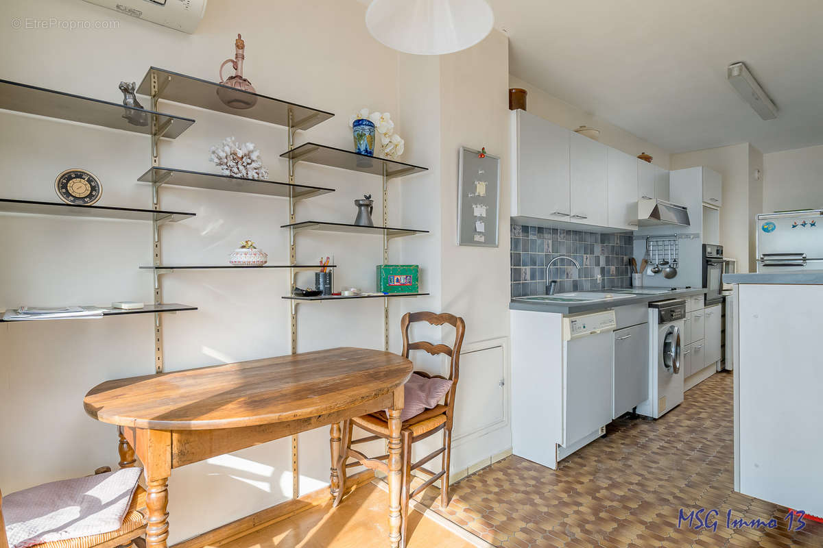 Appartement à MARSEILLE-8E