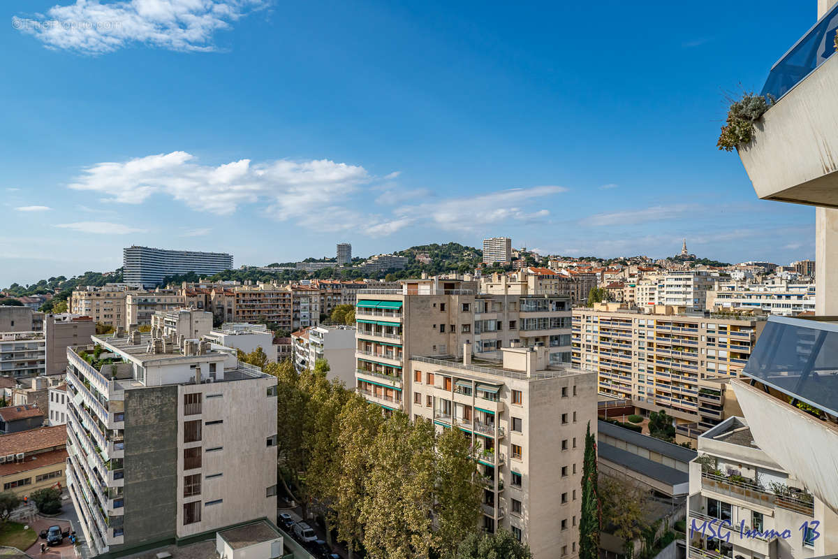 Appartement à MARSEILLE-8E