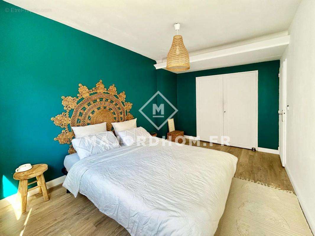 Appartement à MARSEILLE-2E