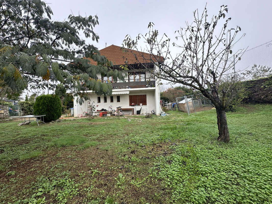 Maison à ROMANS-SUR-ISERE