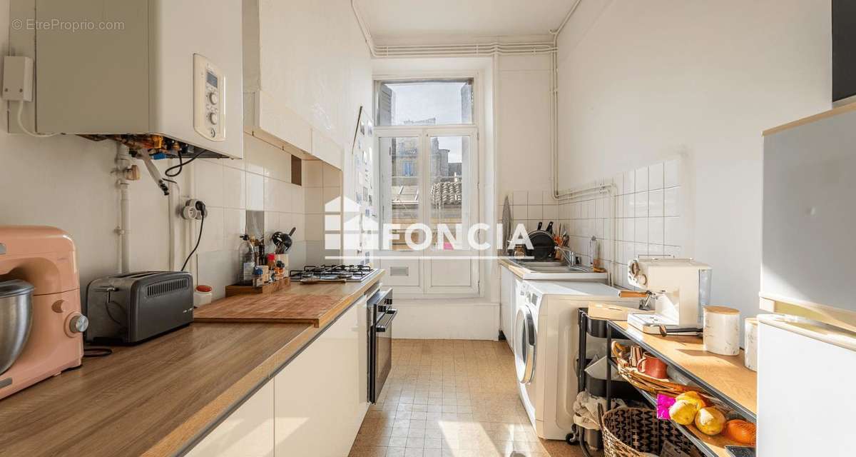 Appartement à BORDEAUX